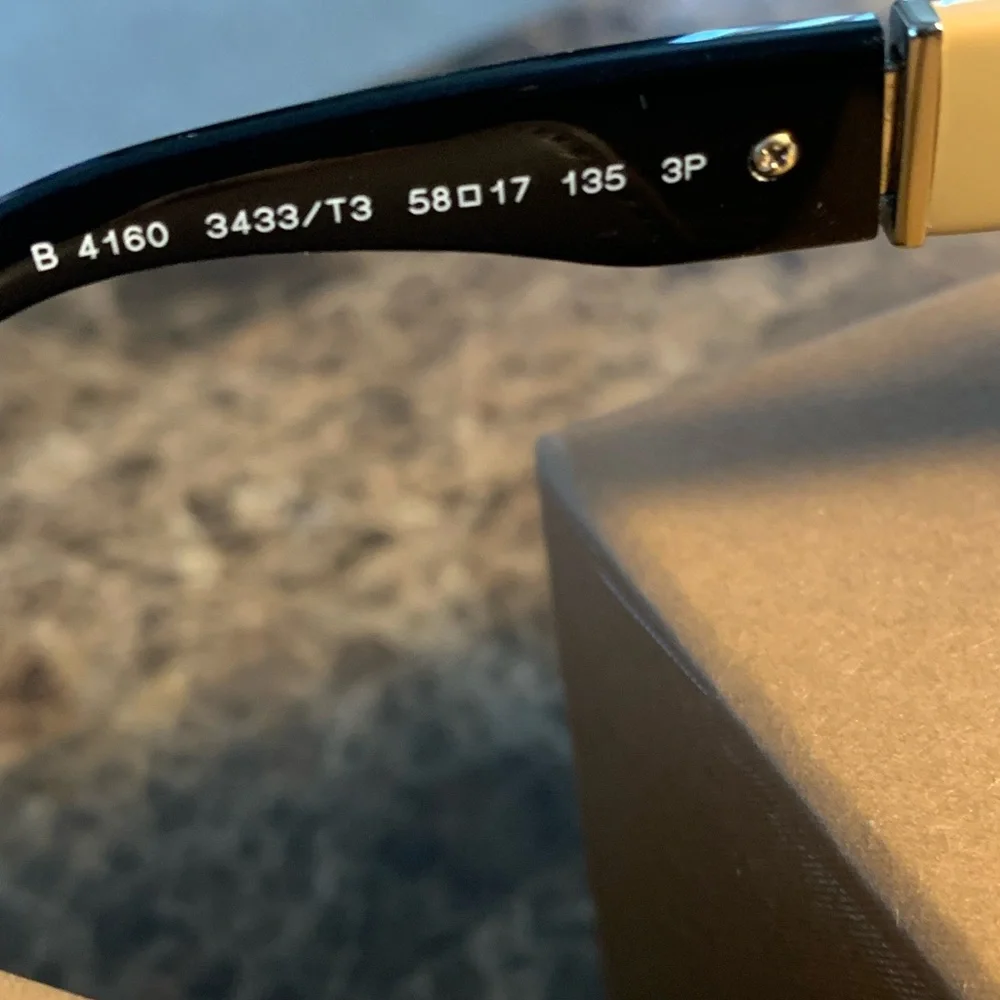 Burberry Black Polarized Sunglasses 😎 - Picture 5 of 7